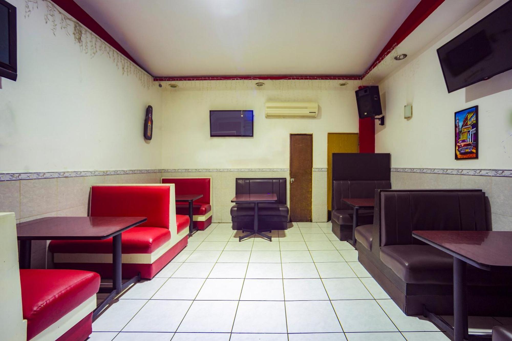 Capital O Hotel Diro, مونتيري المظهر الخارجي الصورة
