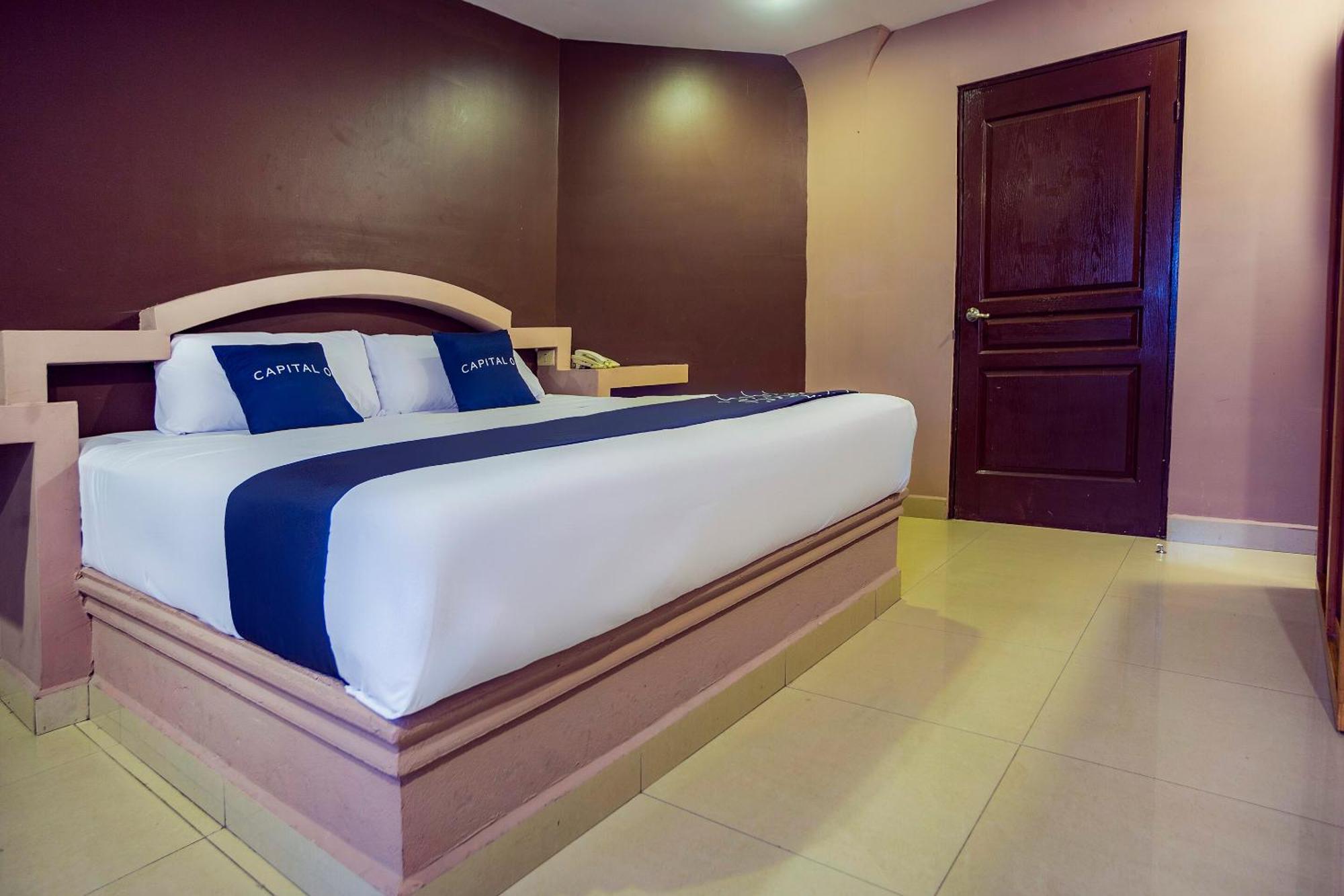 Capital O Hotel Diro, مونتيري المظهر الخارجي الصورة
