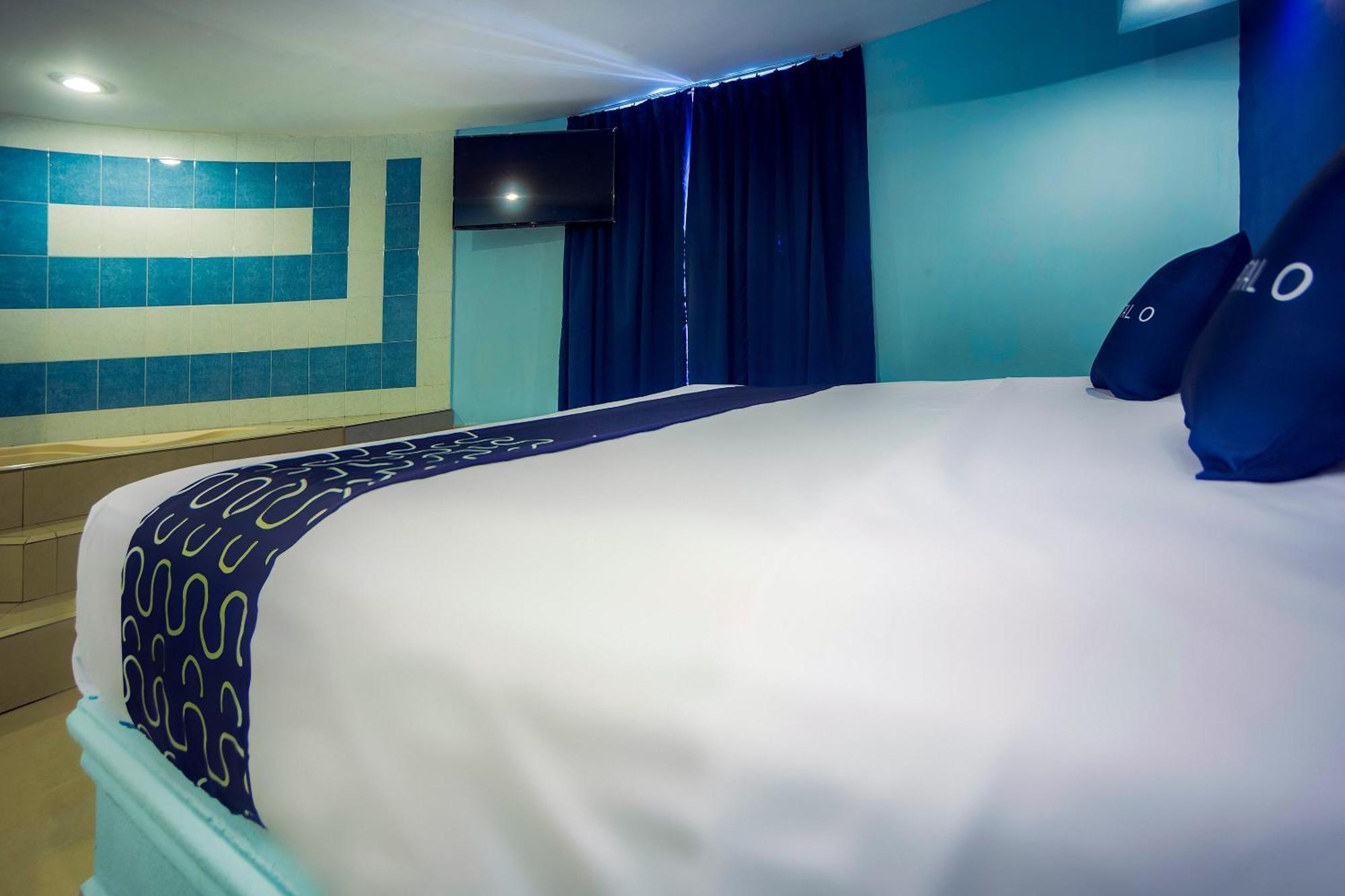 Capital O Hotel Diro, مونتيري المظهر الخارجي الصورة